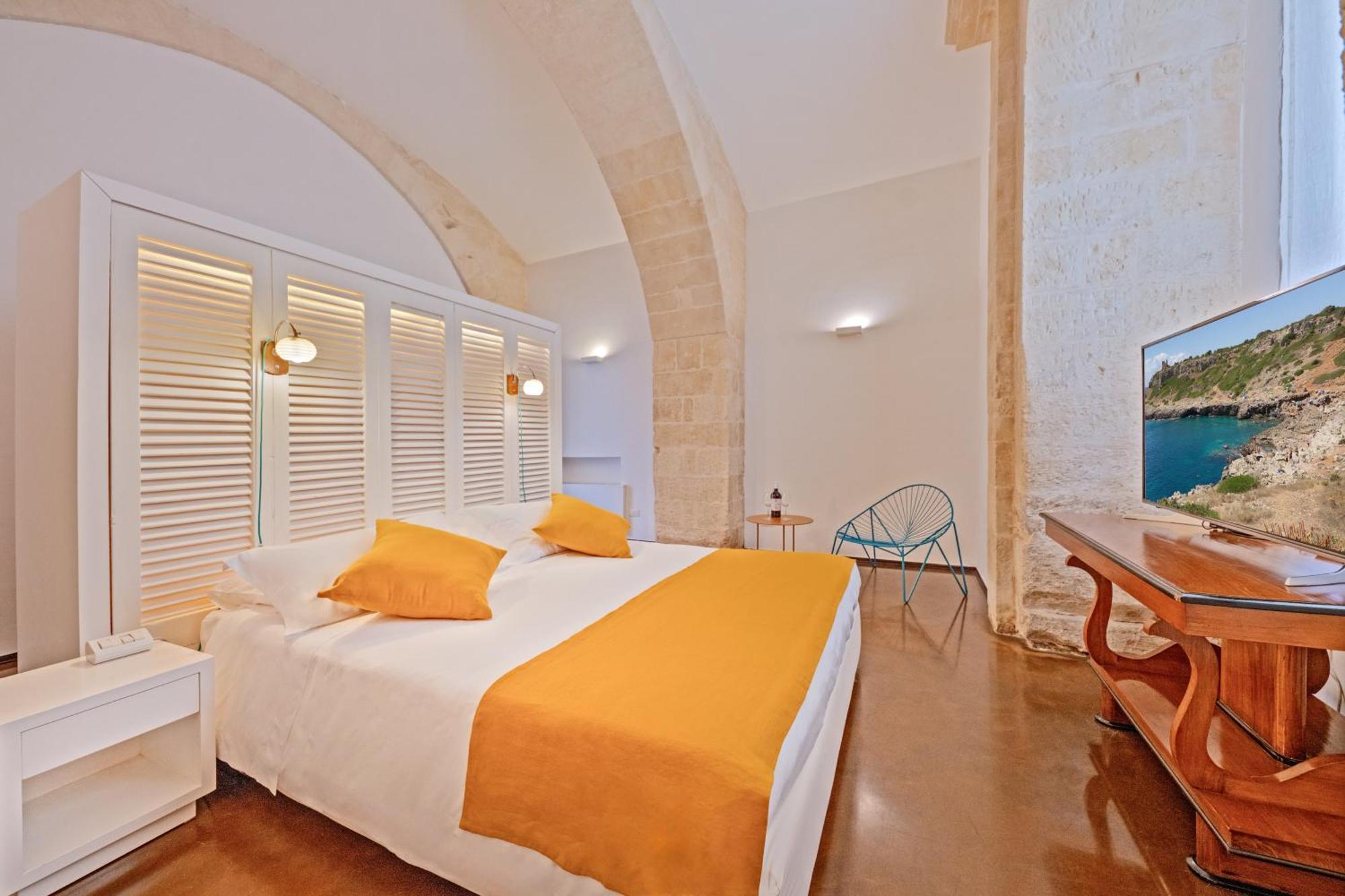 Vico Dei Bolognesi Palazzo Personè Lecce