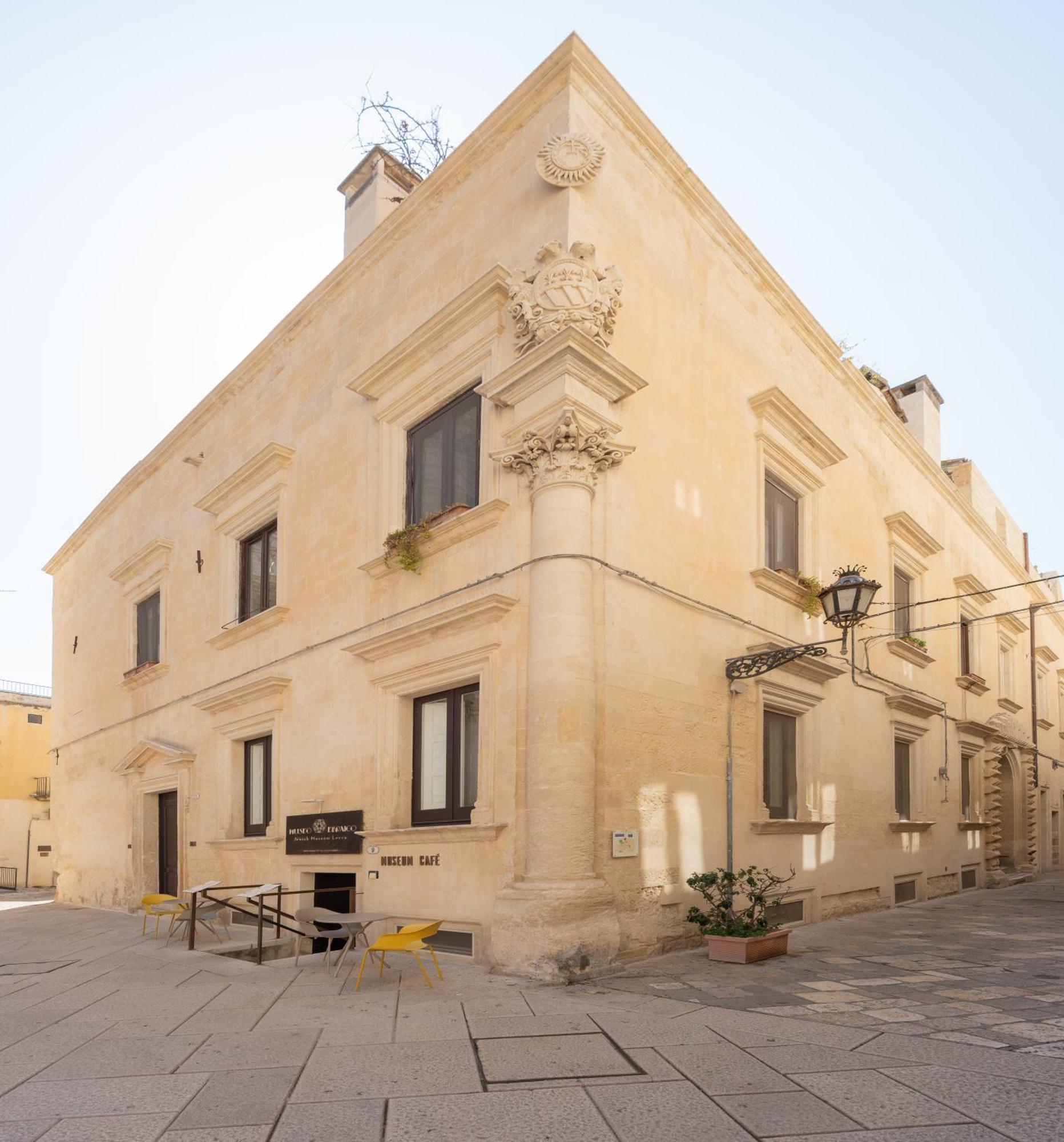 Vico Dei Bolognesi Palazzo Personè Bed & Breakfast Lecce